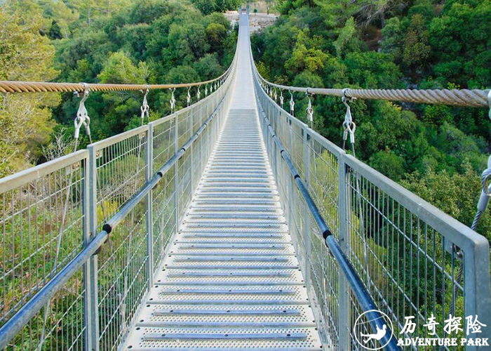 吊桥 景观吊桥人行桥 悬索桥 景区峡谷公园历奇探险专业定制
